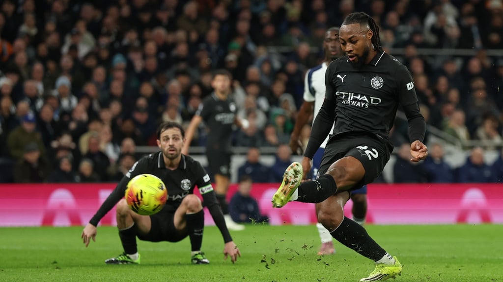 Antoine Semenyo erzielte das 2:0 für Manchester City.