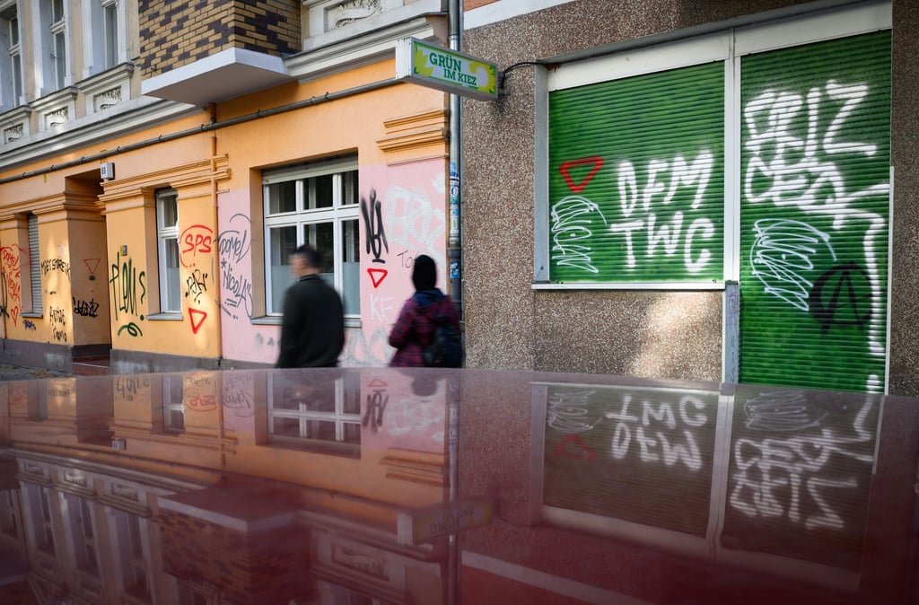 Die Staatsanwaltschaft hat Hunderte neue Verfahren wegen antisemitischer Straftaten, darunter Schmierereien, erfasst. (Symbolbild)