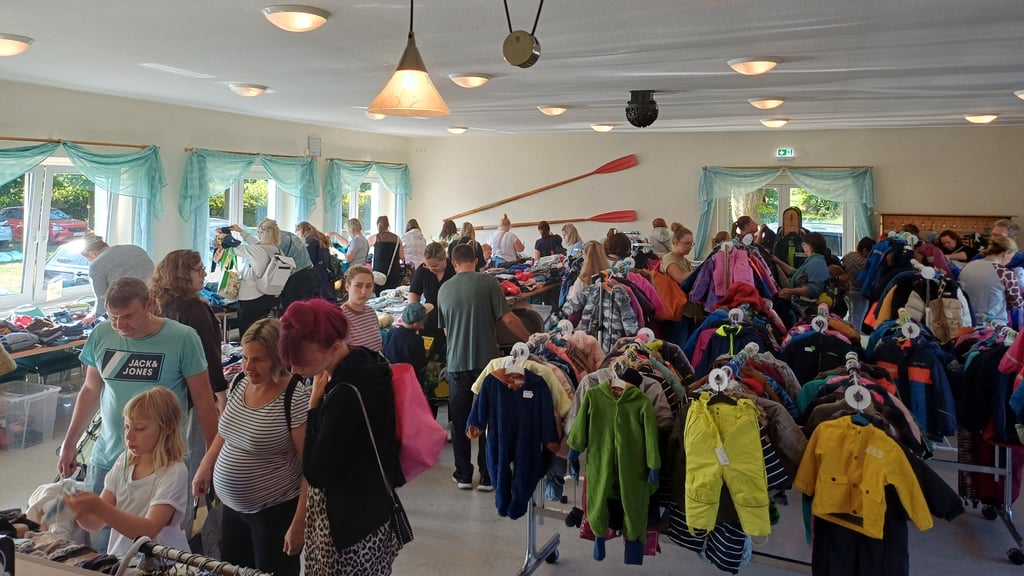 Die Elbe-Dorfkinder laden zur Kleiderbörse nach Ferchland.