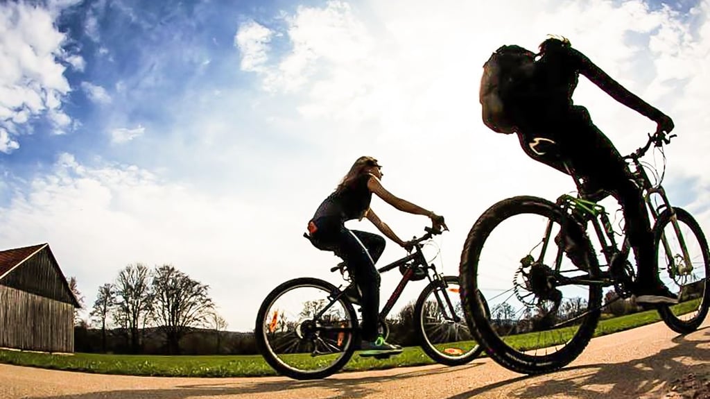 Gibt es in der Zukunft einen neuen Radweg vom Pötewitzer Bahnübergang  bis zur Landesgrenze nach Thüringen? 