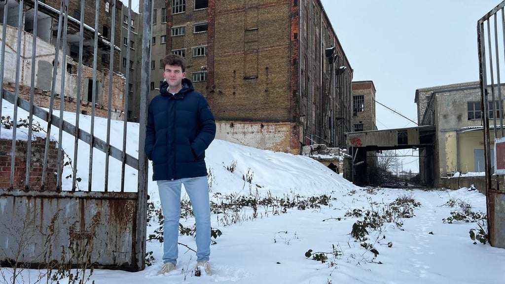 Benedikt Kupski hat gemeinsam mit zwei Kommilitonen einen weiteren Lost Place von Sachsen-Anhalt sichtbar gemacht.