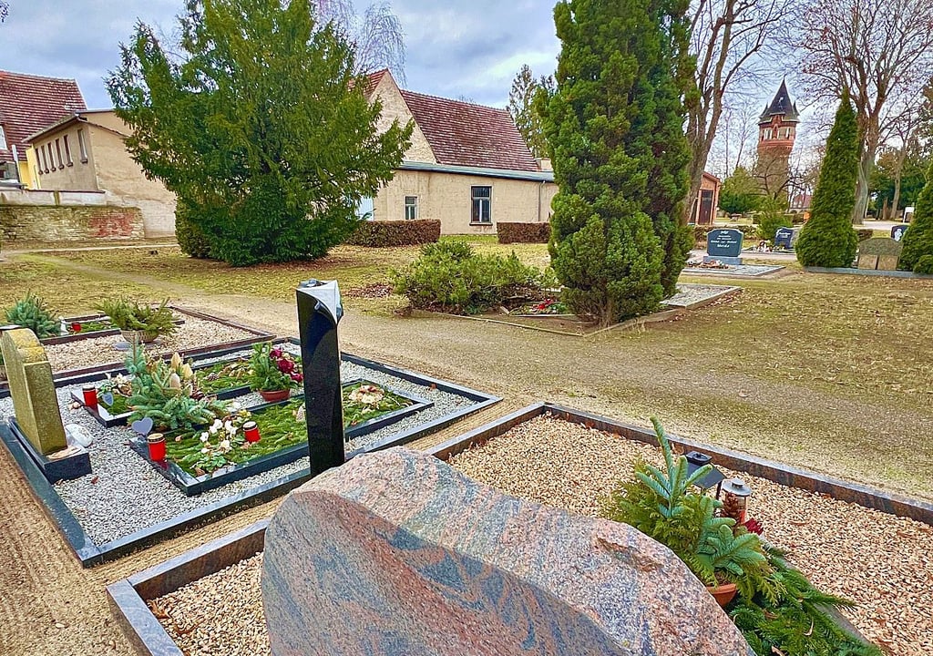 Die Friedhofsgebühren in Nienburg wurden teilweise angehoben. 
