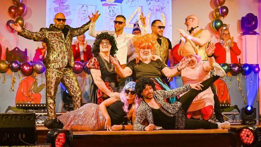 Die „Hupfdohlen“ sind die älteren Männer des FKK in Wanzleben. Ihre Auftritte enden oft mit Zugaben für das Publikum.