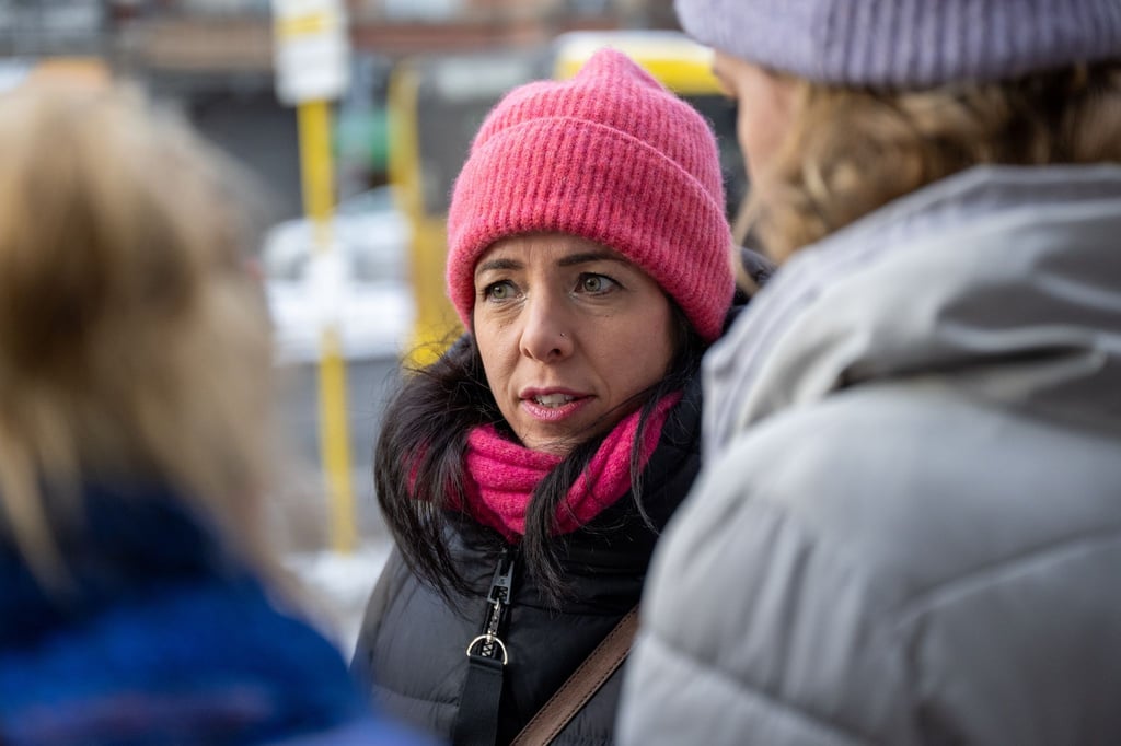 Linke-Spitzenkandidatin Elif Eralp fordert schnelle Hilfe für die Berliner Bezirke. (Archivbild)