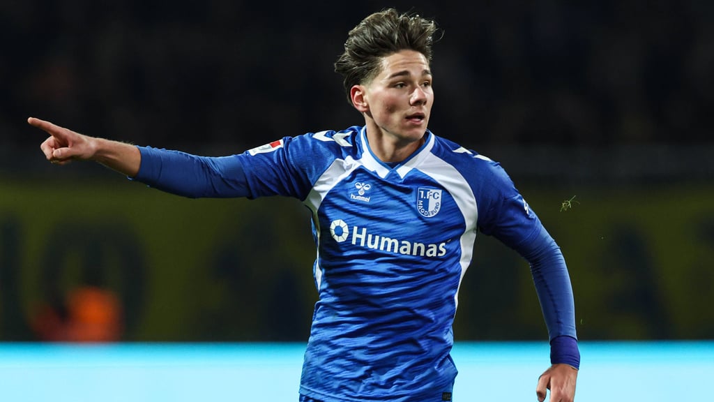 Dariusz Stalmach absolvierte gegen Hannover 96 sein Startelf-Debüt.