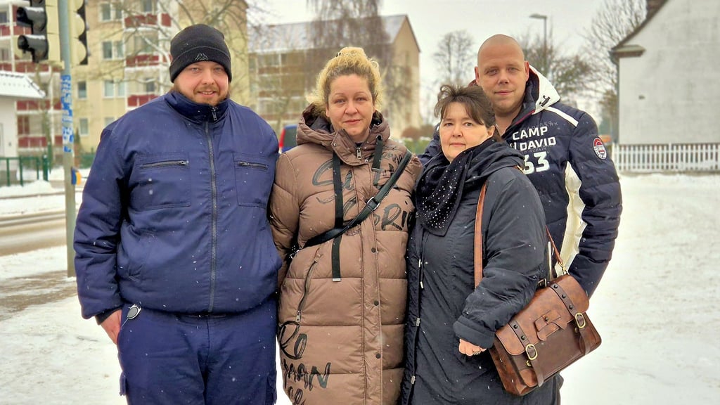 Setzen sich für den Erhalt der Kita Mischka in Stendal ein: Thomas Stock (von links), Tina Klinker, Daniela Schulze-Mai und René Nagel.