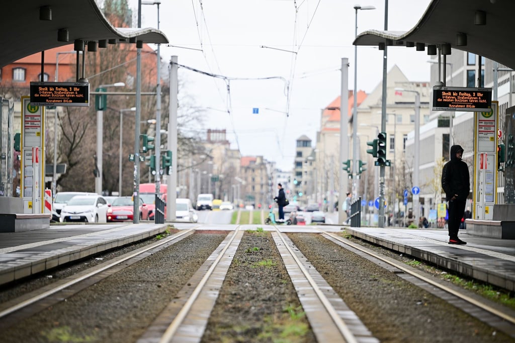 Seit 3.00 Uhr morgens ist der Nahverkehr in Berlin nahezu vollständig eingestellt. (Archivbild)