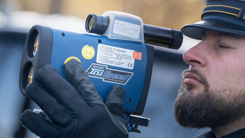 In Magdeburg wird vom 2. bis 6. Februar die Geschwindigkeit von Autofahrern kontrolliert. An diesen Stellen stehen die Blitzer.
