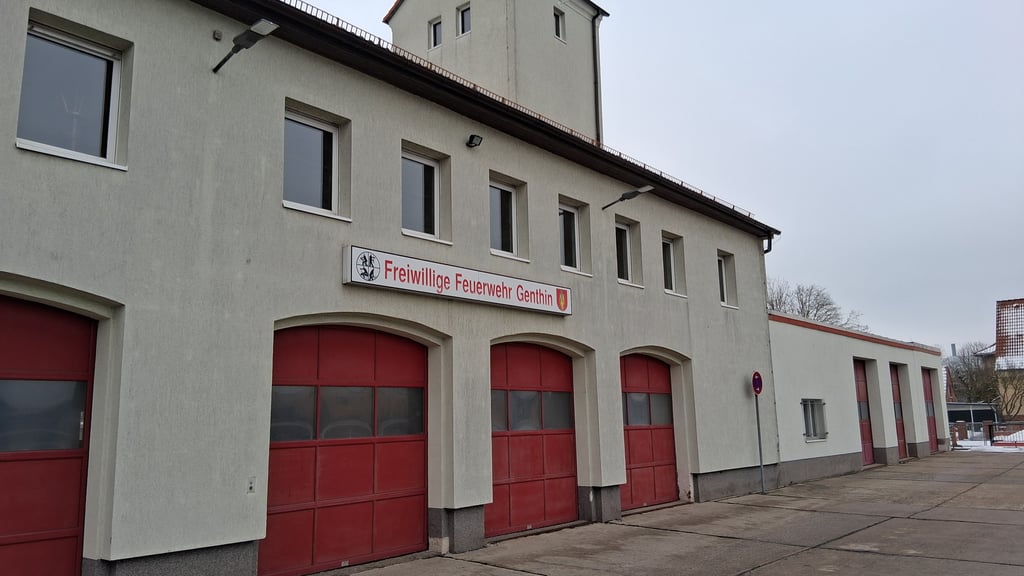 Das alte Gebäude der Feuerwehr Stadtmitte ist komplett baufällig.