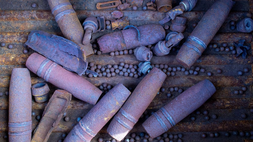 Mit einem Weltkriegsgeschoss im Gesäß hat ein junger Mann in Frankreich einen Einsatz des Kampfmittelräumdienstes in einer Klinik ausgelöst. (Symbolbild)
