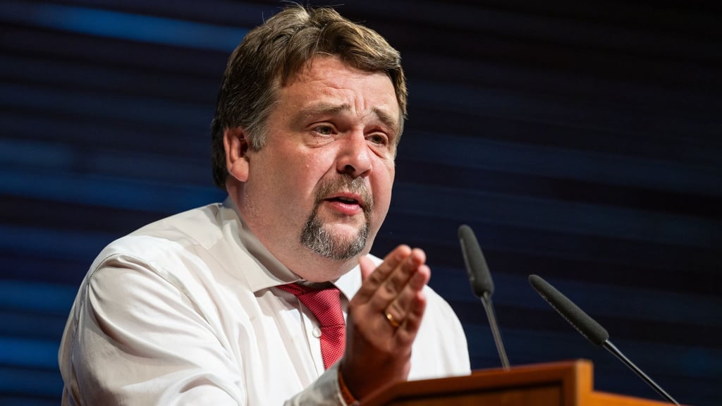 CDA-Chef Dennis Radtke wundert sich nicht über die Umfragewerte für die Union. (Archivfoto)