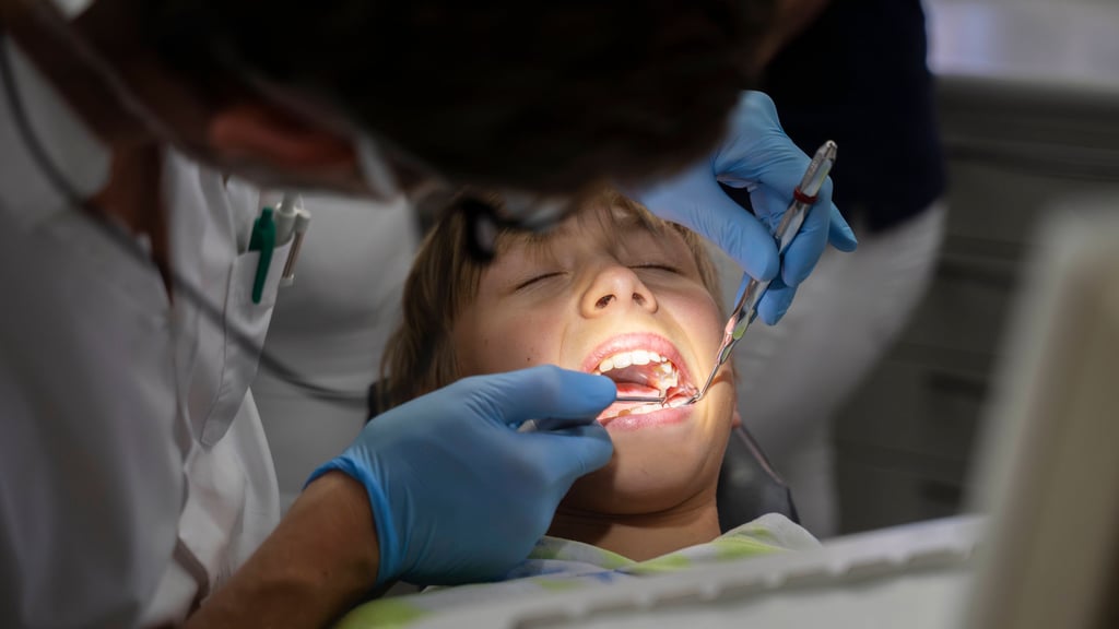 In manchen Bundesländern, etwa in Berlin, war der zahnärztliche Kinderpass auch in der Vergangenheit schon in das Gelbe Heft integriert.