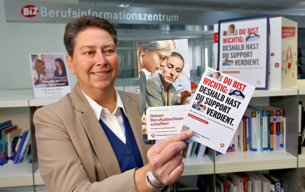 Anja Huth von der Agentur für Arbeit - aktuell läuft eine Offensive gegen die Jugendarbeitslosigkeit im Salzlandkreis. 