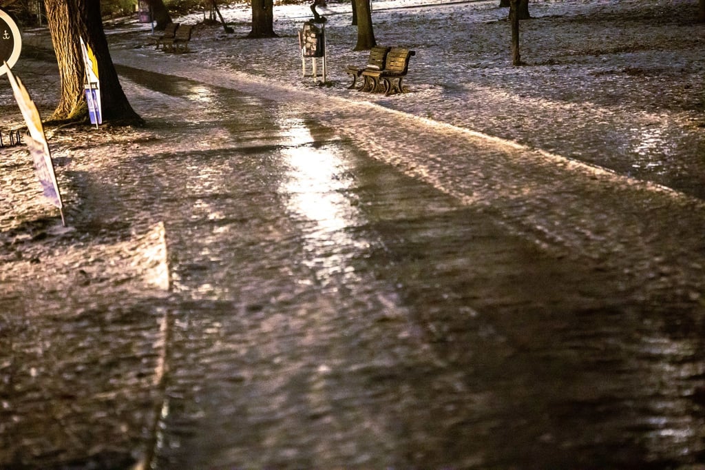 Der DWD erwartet wieder Eisregen am Donnerstag.