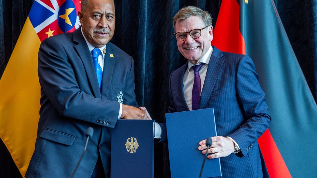 Deutschland und der pazifische Inselstaat Niue nehmen diplomatische Beziehungen auf.