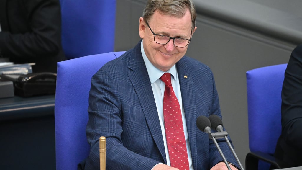 Thüringens Ex-Ministerpräsident Bodo Ramelow erinnert sich an ein konstruktives Misstrauensvotum im Jahr 2021 gegen ihn. Inzwischen ist der Vizepräsident des Deutschen Bundestags. (Archivbild)