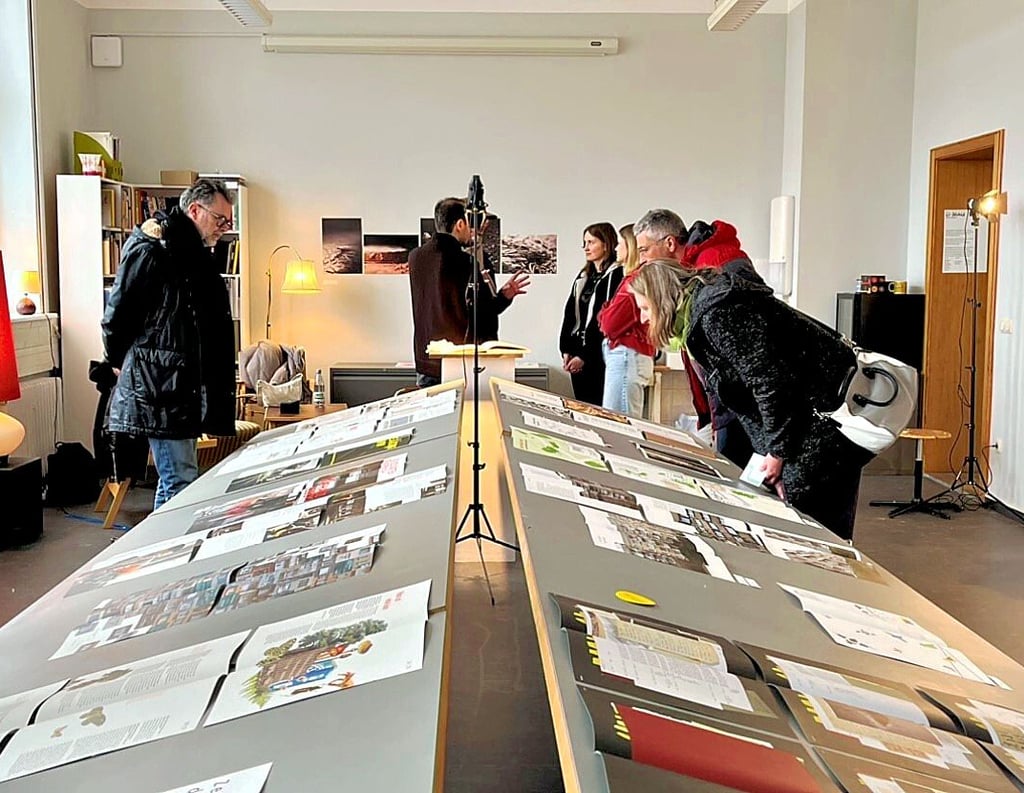 Zum Bauhaus-Jubiläum ausgestellt: Ausschnitte aus einem Dessau-Magazin