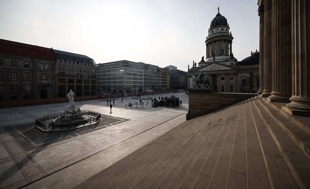 Trauer um Rita Süssmuth: Im Deutschen Dom am Gendarmenmarkt liegt ein Kondolenzbuch aus, in das sich Bürgerinnen und Bürger eintragen können. (Symbolbild)