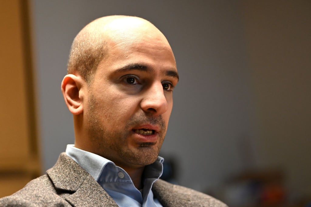 Ahmed Abed ist Co-Fraktionsvorsitzender der Linken im Neuköllner Bezirksparlament.