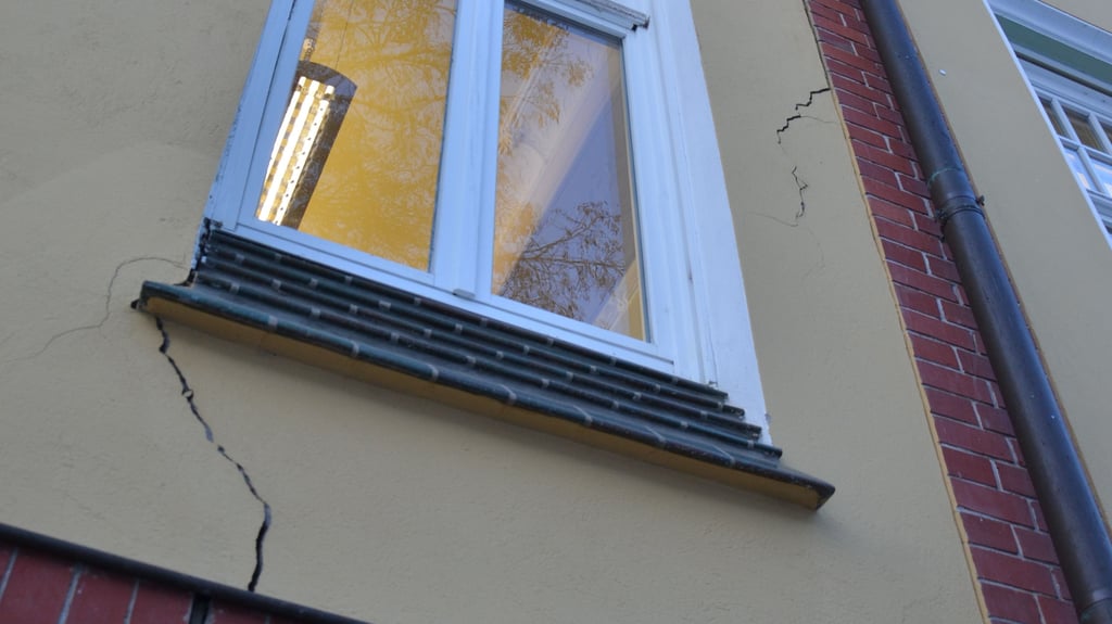 Risse im Gemäuer der Freydank'schen Villa Salzwedel