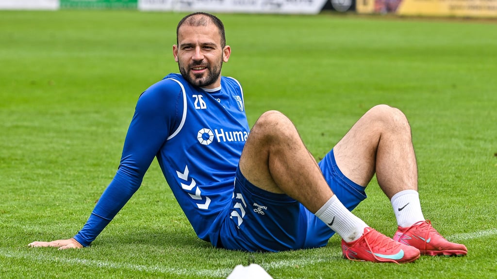 Beim 1. FC Magdeburg ist Aleksa Marusic schon lange aussortiert. Wie geht es für den Stürmer in den kommenden Monaten weiter?