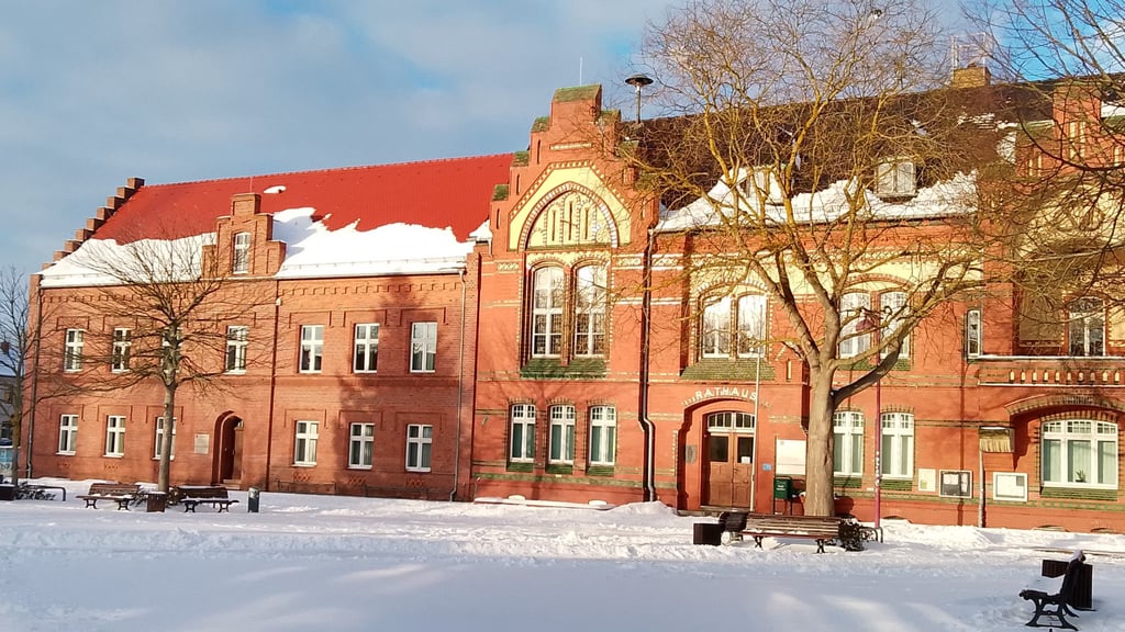 Bei kommenden Stadtratssitzungen in Genthin gibt es einen CDU-Rat weniger. 