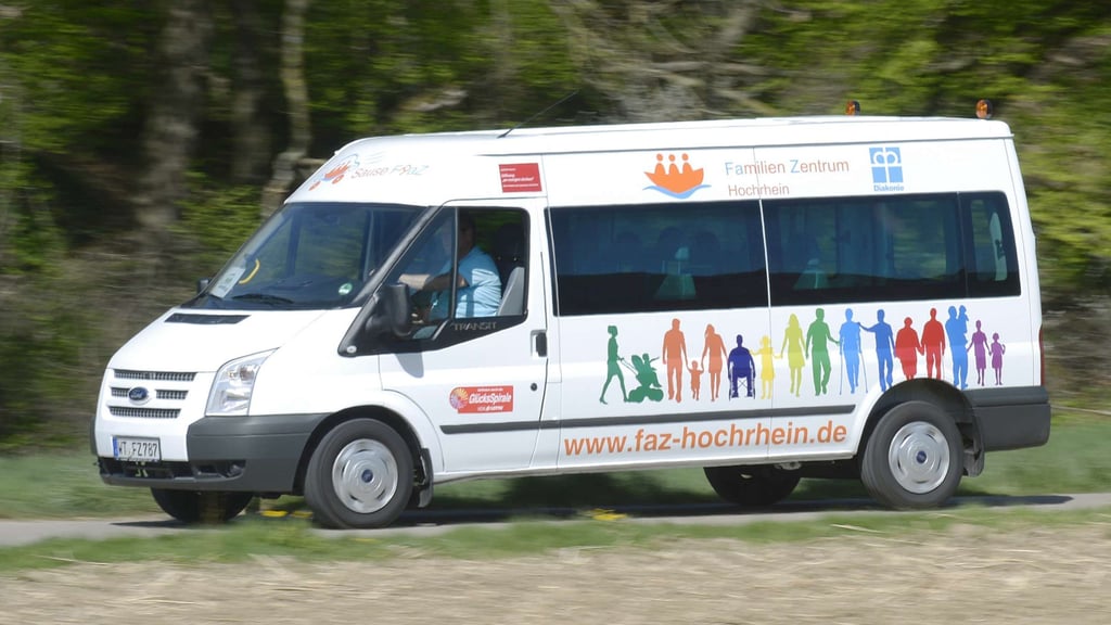 Einen Bürgerbus wie in der baden-württembergischen Gemeinde Lauchringen könnte bald durch Genthin fahren. 