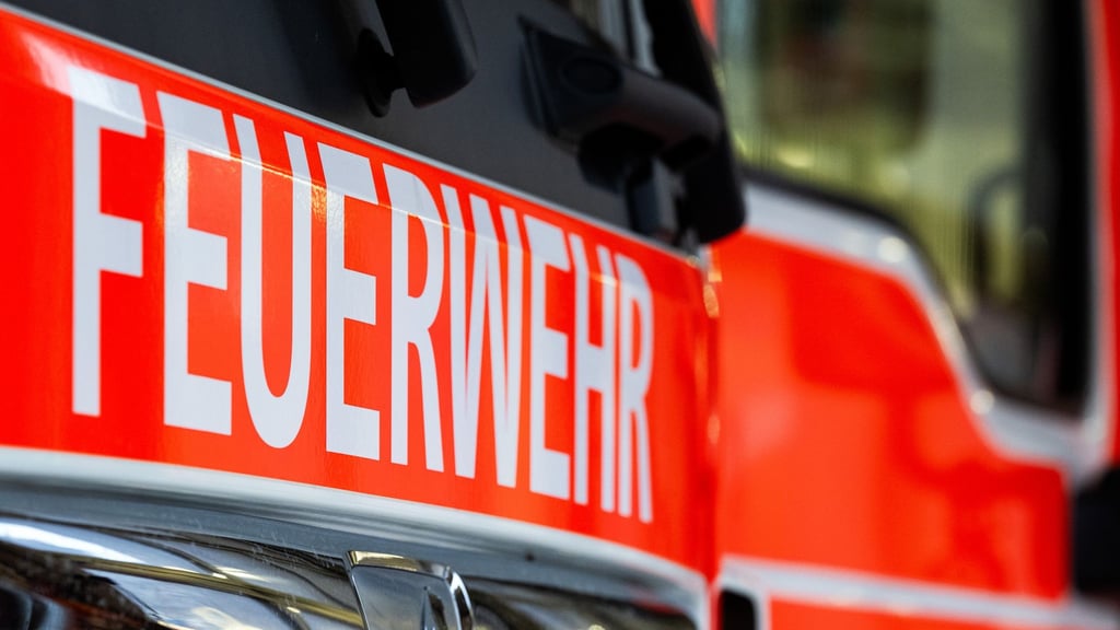 In Weferlingen (Landkreis Börde) ist ein Feuer in einem Mehrfamilienhaus ausgebrochen.