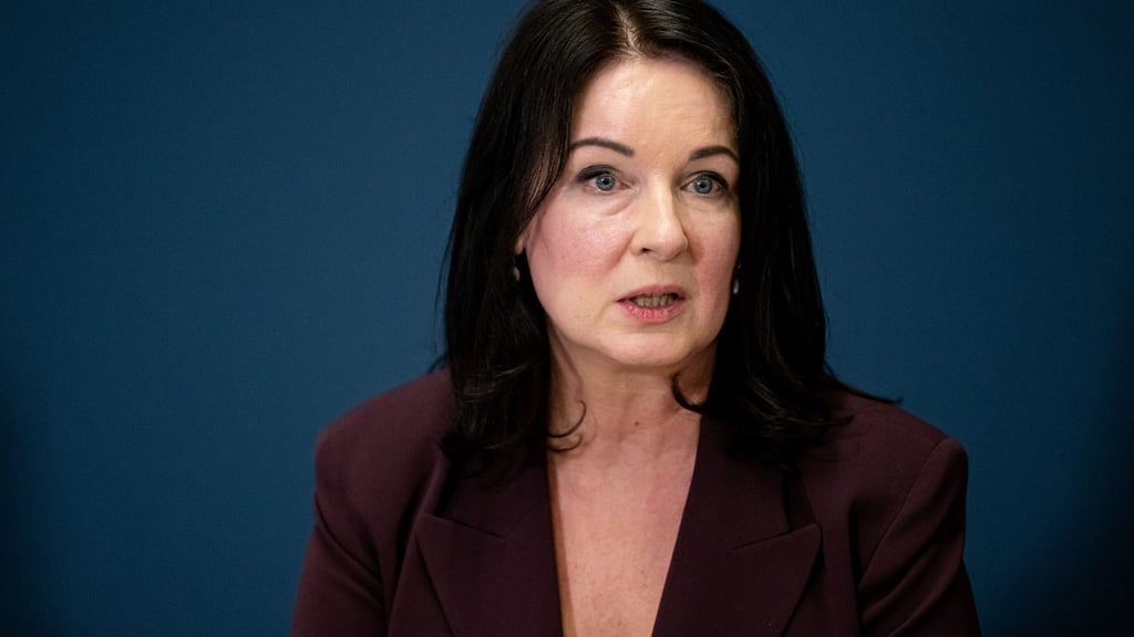 Britta Müller will die Pflegeversicherung solidarischer gestalten. (Archivbild)