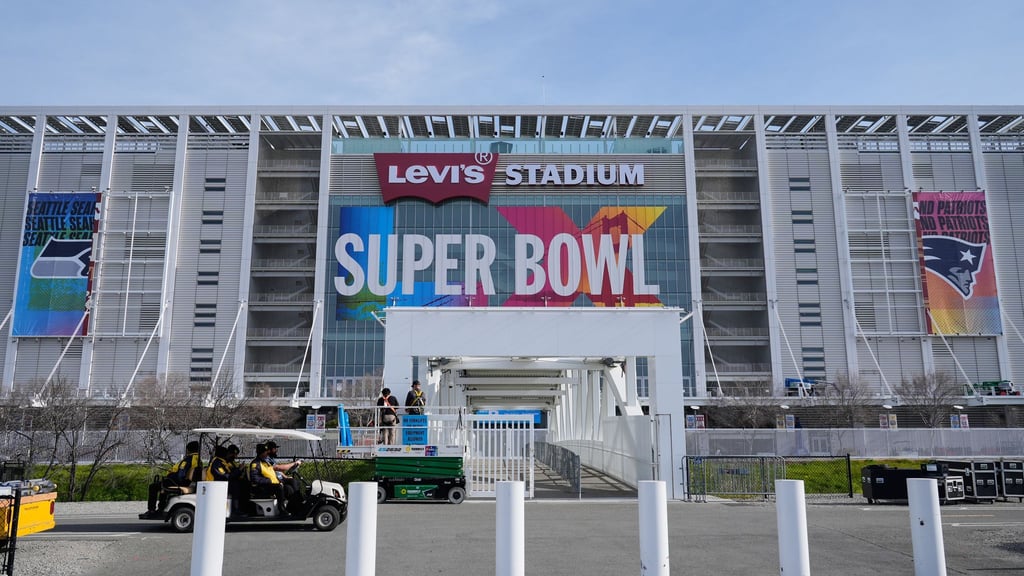Im Levi's Stadium in Santa Clara findet der Super Bowl statt.