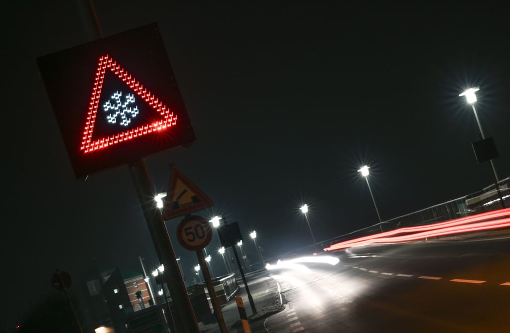 Der Wetterdienst warnt vor Glätte in einigen Regionen Niedersachsens und in Bremen.