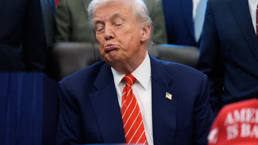 Trumps Unterschrift hat den Shutdown beendet, nicht aber den Streit ums Budget des Heimatschutzministeriums.