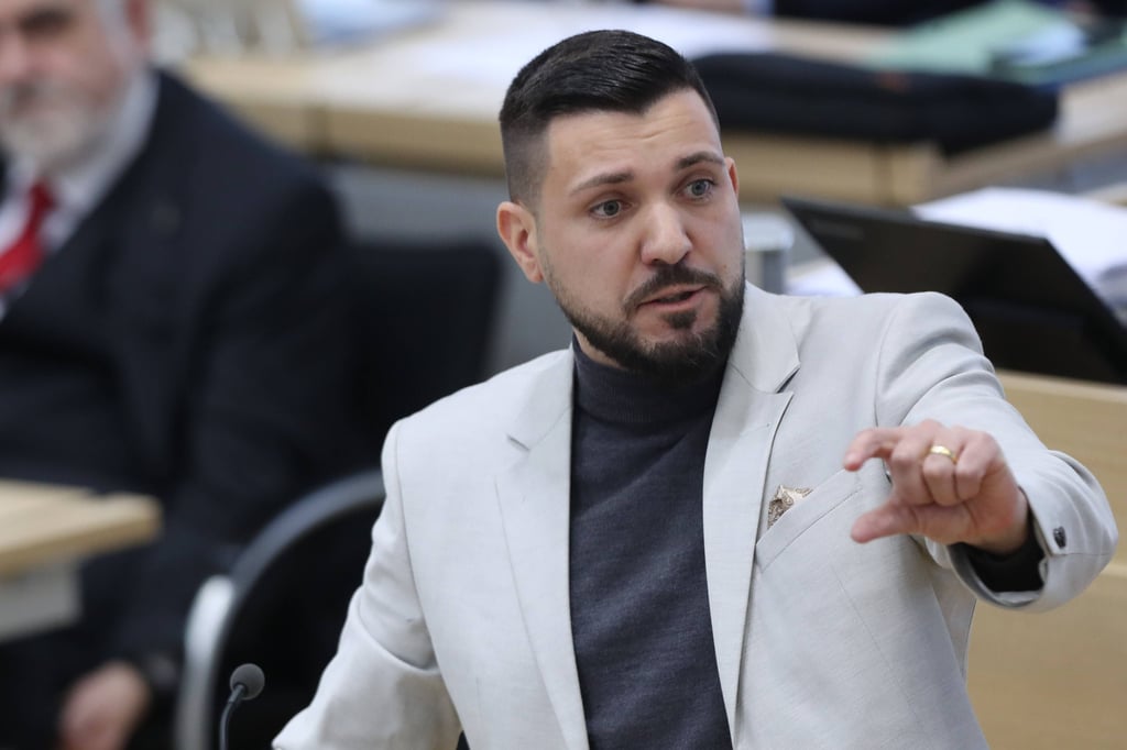 AfD-Politiker Tobias Rausch: Drei Geschwister sollen steuerfinanzierte Jobs erhalten haben. 