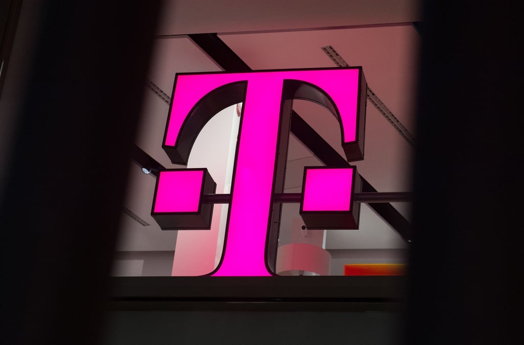 Nvidia und die Deutsche Telekom kooperieren bei einer KI-Fabrik in München.