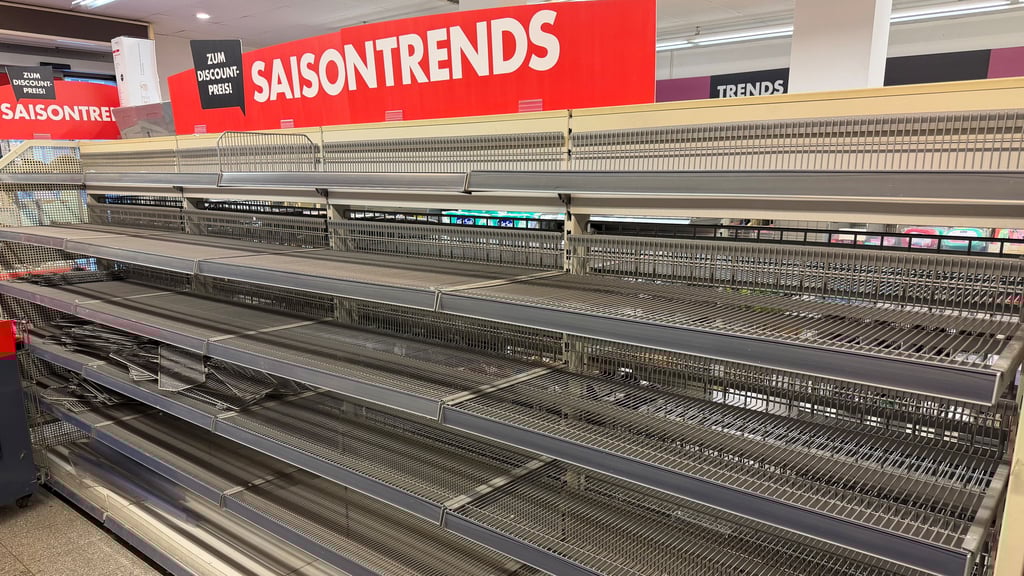 In Magdeburg-Sudenburg schließt wieder ein Laden an der Halberstädter Straße. 