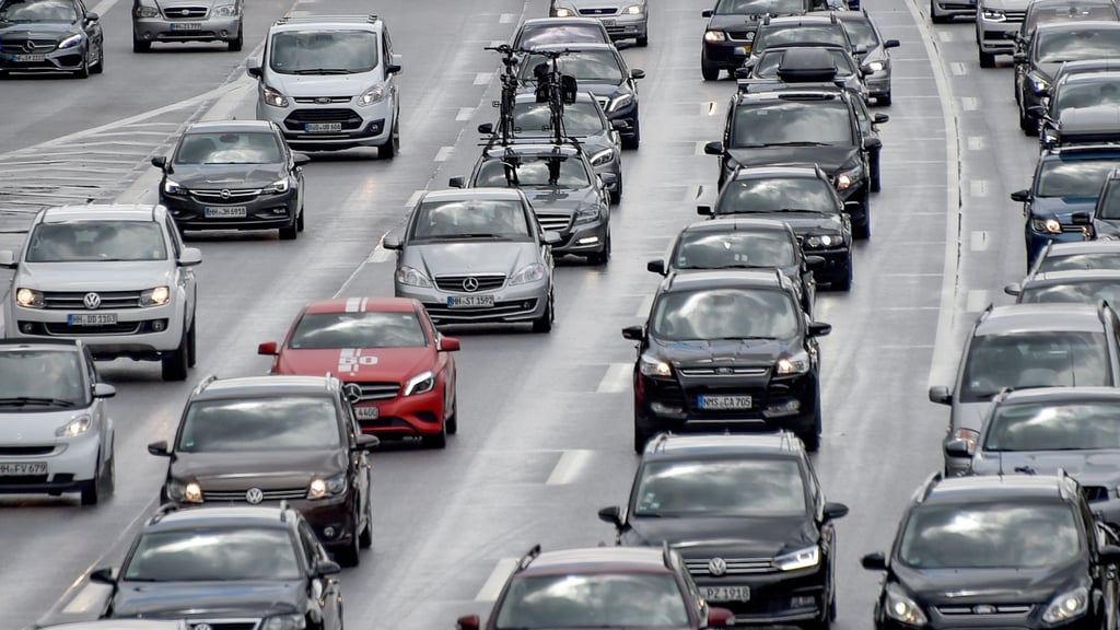Im Jahr 2025 ist die Wartezeit auf Niedersachsens Autobahnen gestiegen. (Archivbild)