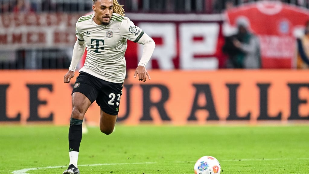 Sacha Boey dürfte den FC Bayern verlassen. (Archivbild)