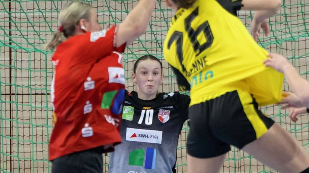 Torfrau Nicola Czaja debütierte gegen den BVB, sie soll gegen den Notstand im halleschen Tor helfen.&nbsp;