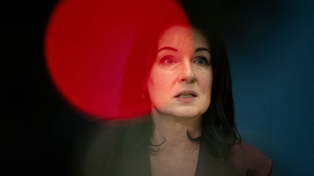 Britta Müller hat die Schließung der Antidiskriminierungsberatung erklärt. (Archivbild)