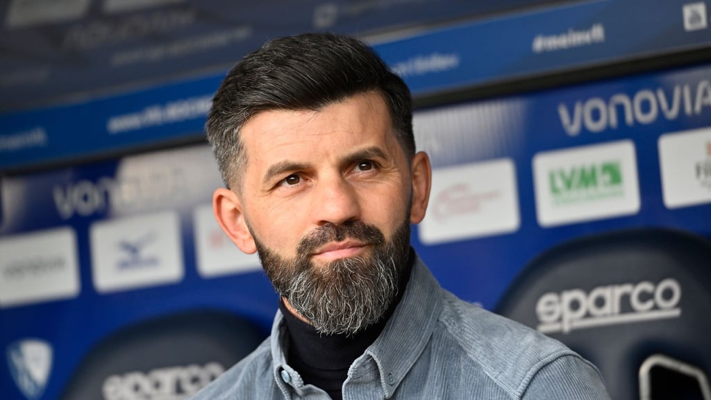 Miron Muslic steckt mit seiner Mannschaft in einer sportlichen Mini-Krise. (Archivbild)