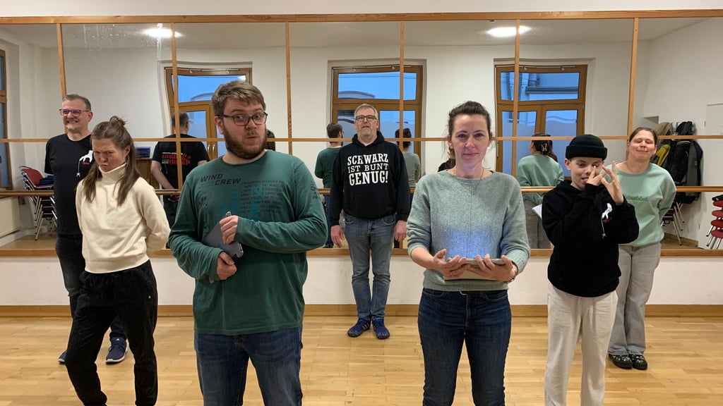 Für die Aufführung des neuen Musicals „The Addams Family“ - hier eine Probe im Kulturhaus - erhält der Verein Kulturphönix von der Stadt Weißenfels Fördermittel in Höhe von 3.000 Euro.