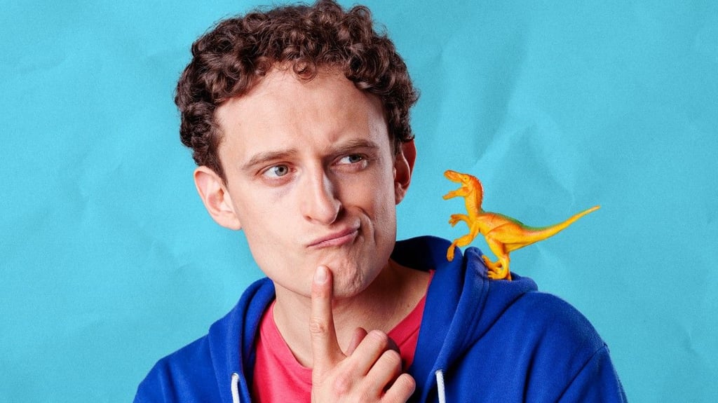 Julian Janssen macht die Wissenschaft mit seiner Live-Show "Komm, wir finden`s raus" zum Erlebnis.