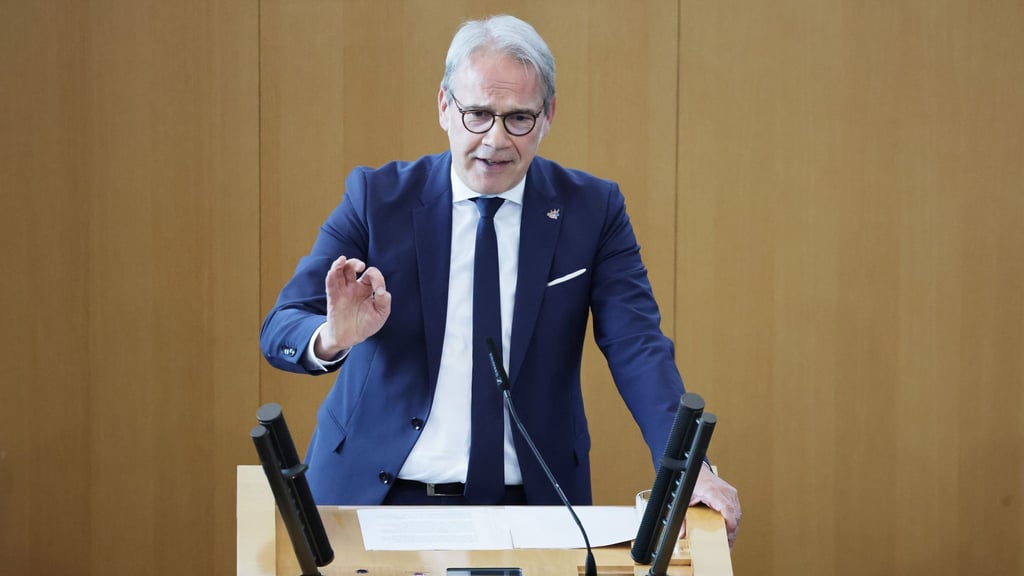 Innenminister Georg Maier legte dem Landtag ein neues Polizeigesetz vor.