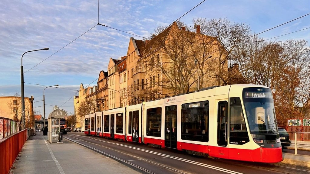 Auf Fahrschul-Tour: Tina im Einsatz