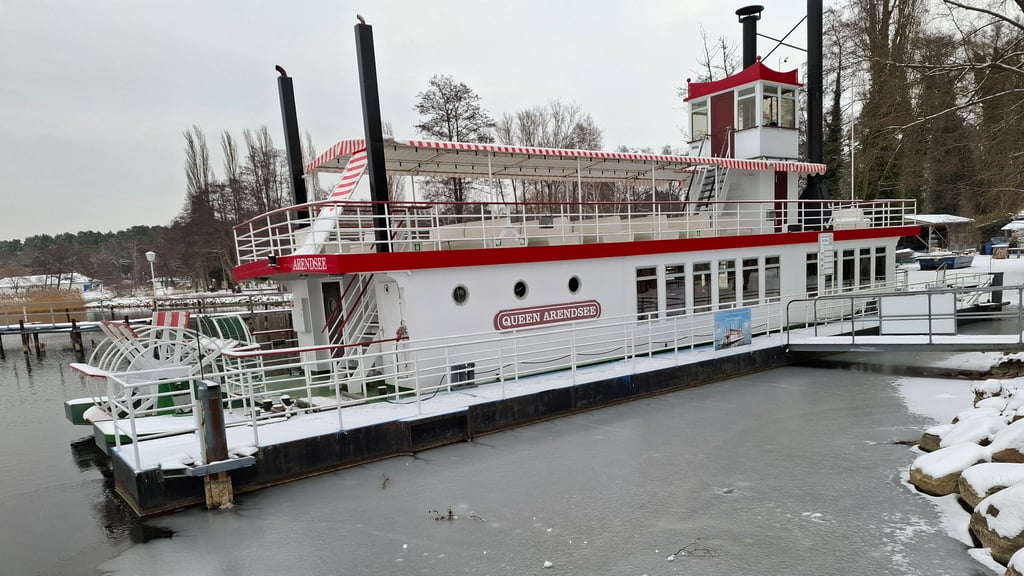 Die Queen Arendsee könnte künftige an der Anlegestelle als Café genutzt werden.