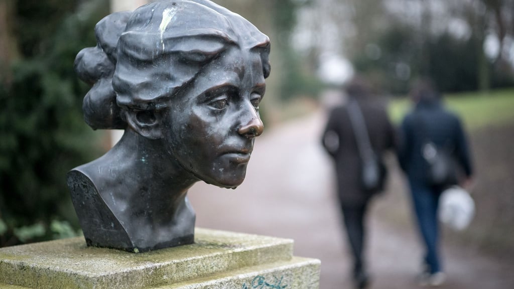 Die Staatlichen Kunstsammlungen Dresden widmen der Malerin Paula Modersohn-Becker und ihrem Zeitgenossen Edvard Munch eine große Ausstellung (Archivbild).