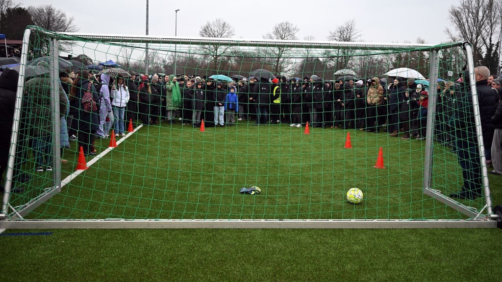 In Dormagen nehmen die Menschen Abschied von Yosef.