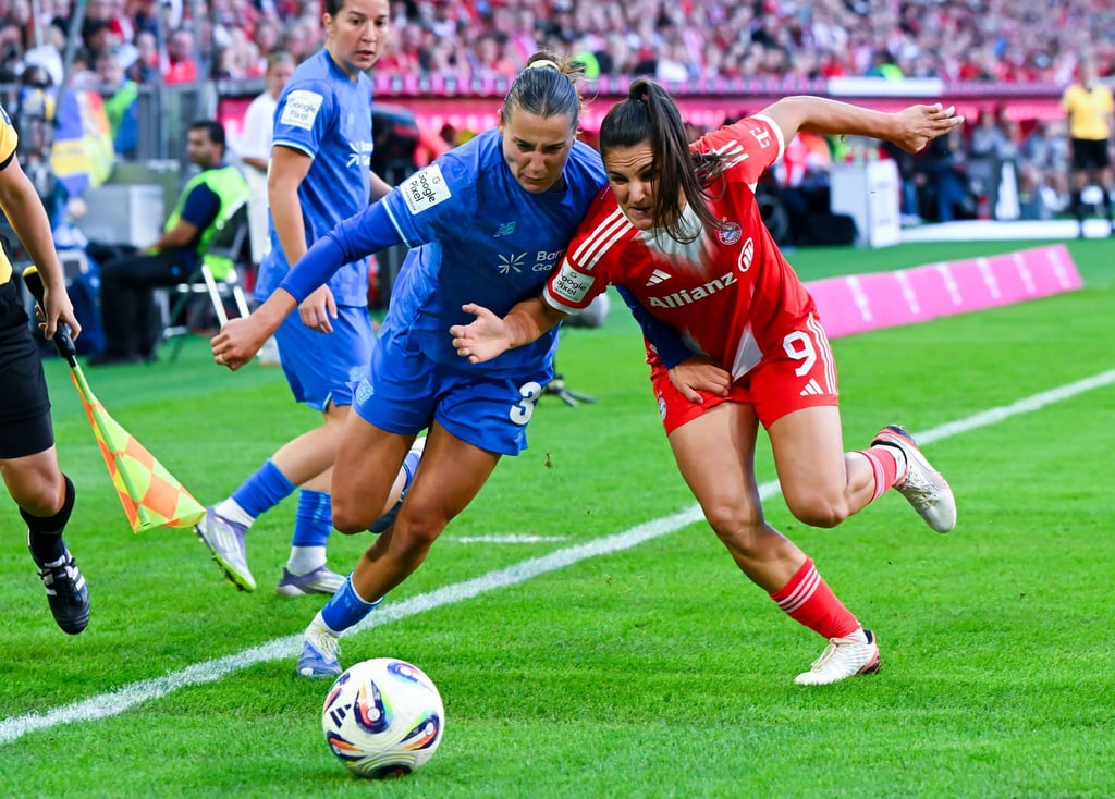 Quo vadis, Frauen-Bundesliga? Über die Zukunft von Nationalspielerin Carlotta Wamser (l) und Co. muss weiter verhandelt werden.