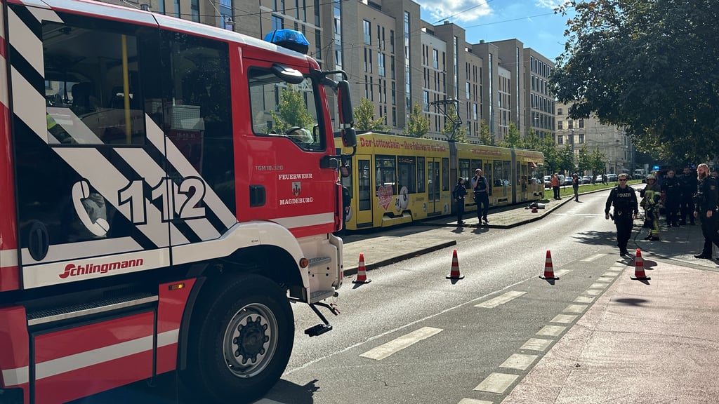 Am 30. September 2025 ereignete sich im Breiten Weg in Magdeburg ein tödlicher Unfall. Ein Mann war von einer Straßenbahn erfasst worden. 