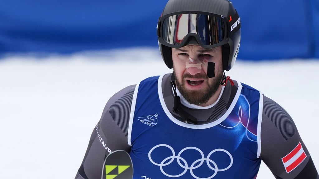 Schwer gezeichnet nach einem Sturz vom Vortag: Österreichs Daniel Hemetsberger.